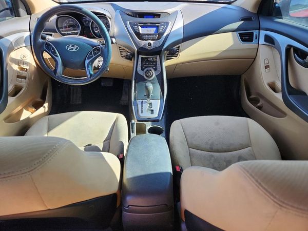 2013 HYUNDAI ELANTRA