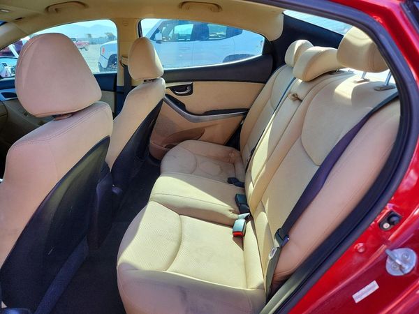 2013 HYUNDAI ELANTRA