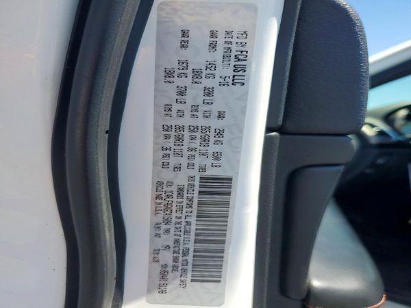 2016 JEEP GRAND CHEROKEE LAREDO 4X4