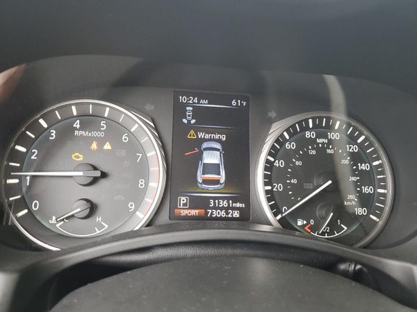 2021 INFINITI Q60