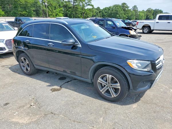 2019 MERCEDES-BENZ GLC GLC300