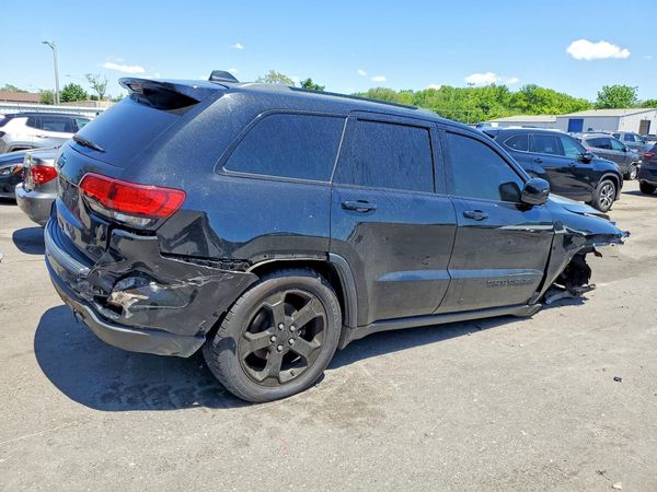 2020 JEEP GRAND CHEROKEE LAREDO 4X4