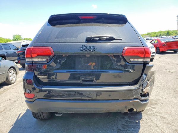 2020 JEEP GRAND CHEROKEE LAREDO 4X4