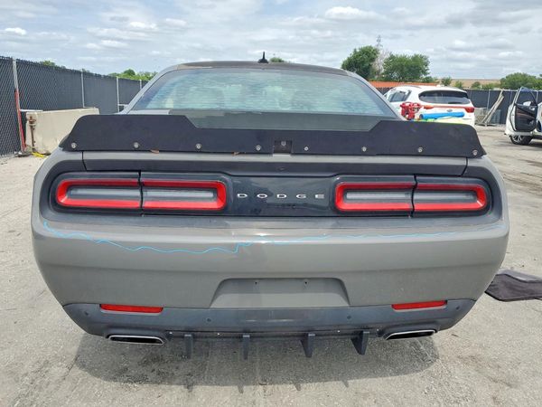2018 DODGE CHALLENGER SXT