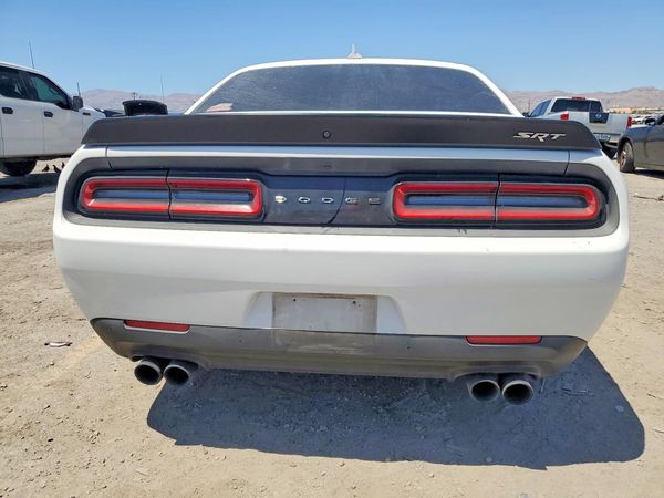 2016 DODGE CHALLENGER SRT HELLCAT