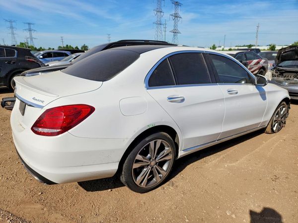 2016 MERCEDES-BENZ C C300