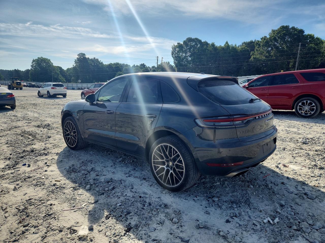 2019 PORSCHE MACAN