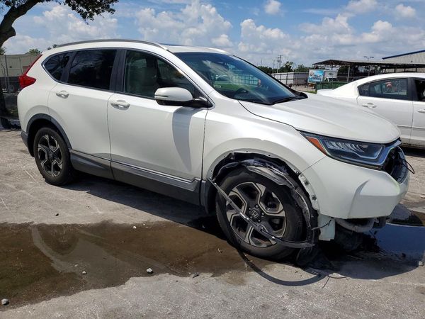 2017 HONDA CRV Touring