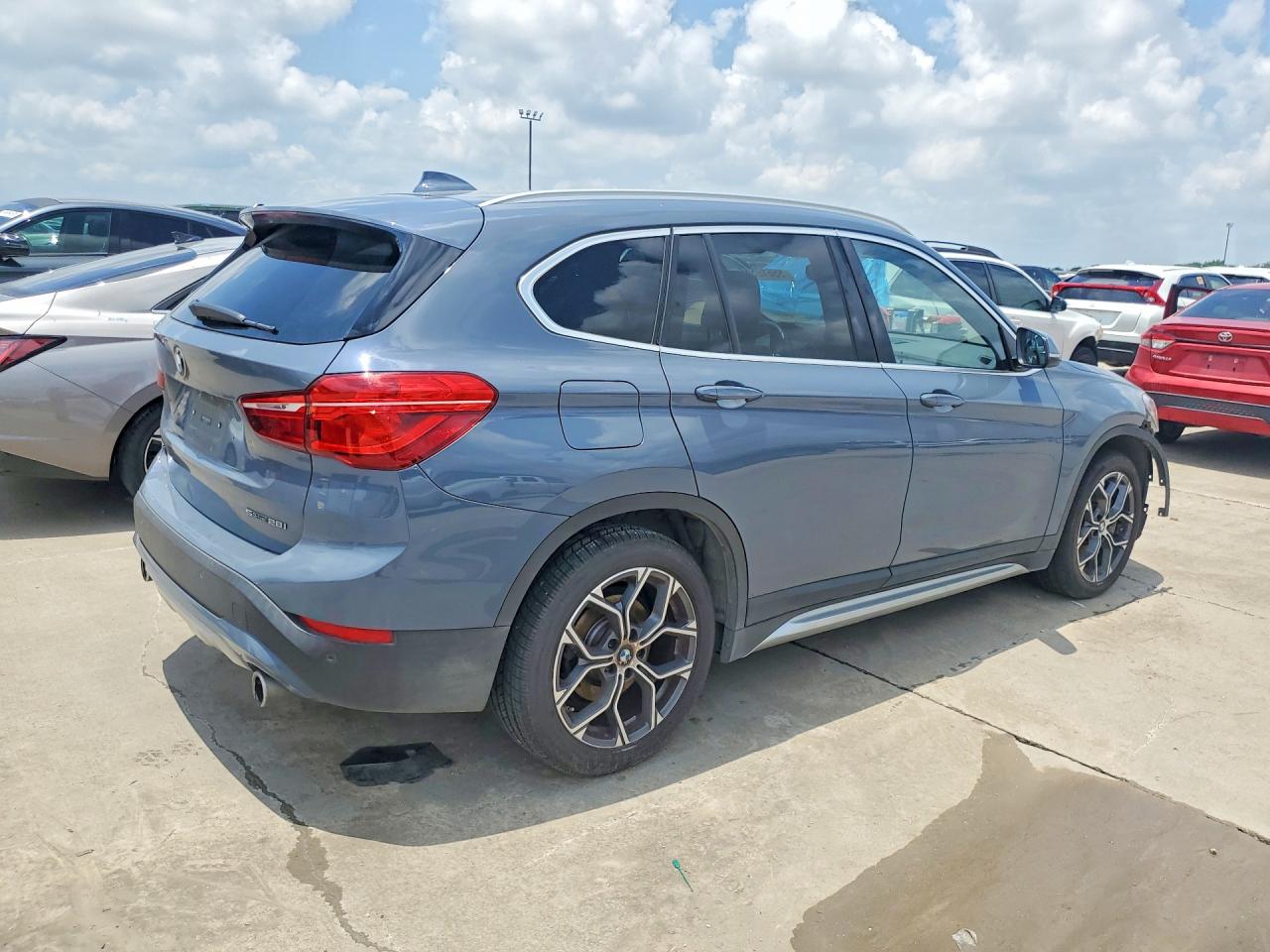2021 BMW X1 sDrive28i