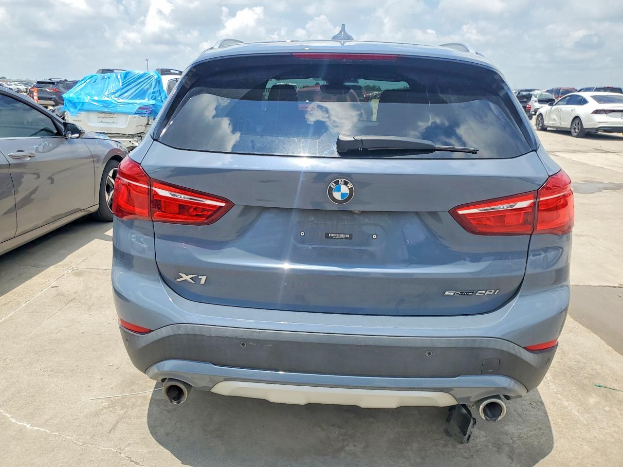 2021 BMW X1 sDrive28i