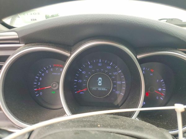 2015 KIA OPTIMA GL - Middle-low