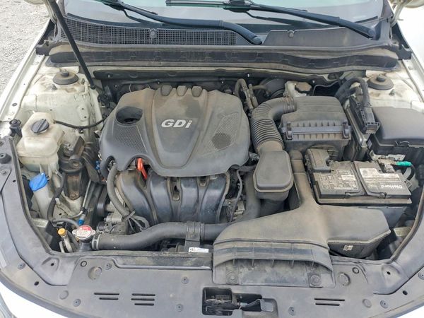2015 KIA OPTIMA GL - Middle-low