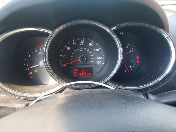 2013 KIA SORENTO Base / LX