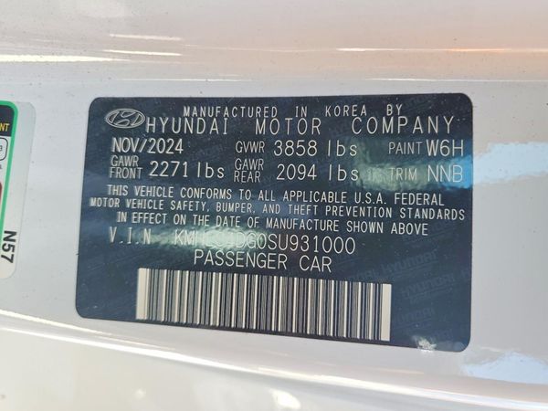 2025 HYUNDAI ELANTRA SEL Convenience