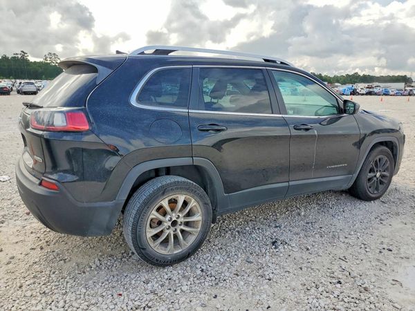 2019 JEEP CHEROKEE LATITUDE FWD