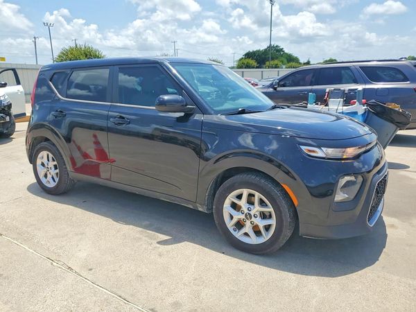 2022 KIA SOUL