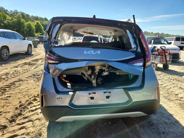 2023 KIA SOUL LX, S