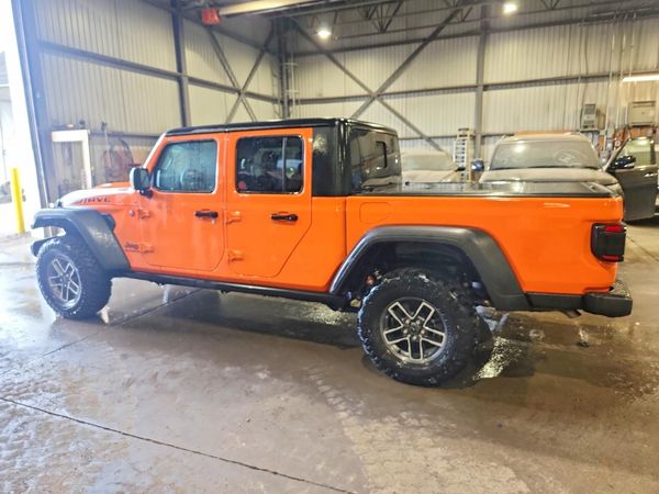 2025 JEEP GLADIATOR