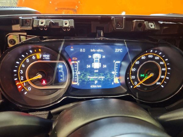 2025 JEEP GLADIATOR