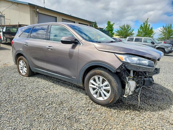 2019 KIA SORENTO L, LX, S