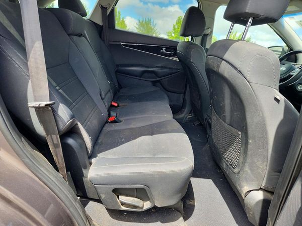 2019 KIA SORENTO L, LX, S