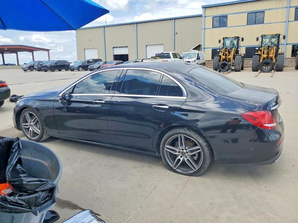2017 MERCEDES-BENZ E E300