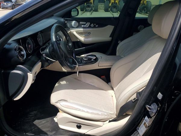 2017 MERCEDES-BENZ E E300