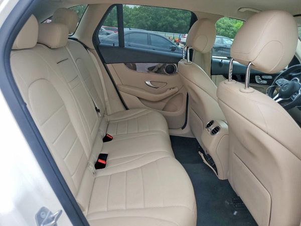 2020 MERCEDES-BENZ GLC