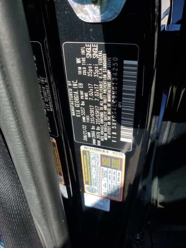 2022 KIA SORENTO