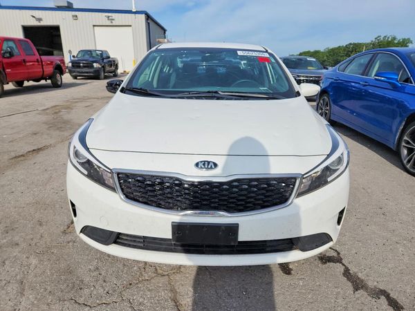 2018 KIA FORTE LX Base