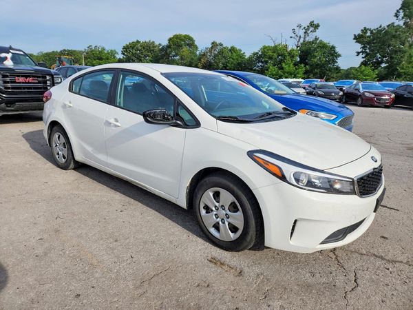 2018 KIA FORTE LX Base