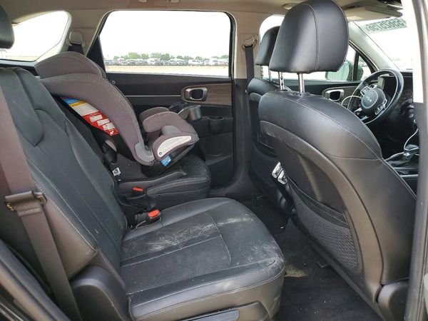 2022 KIA SORENTO EX