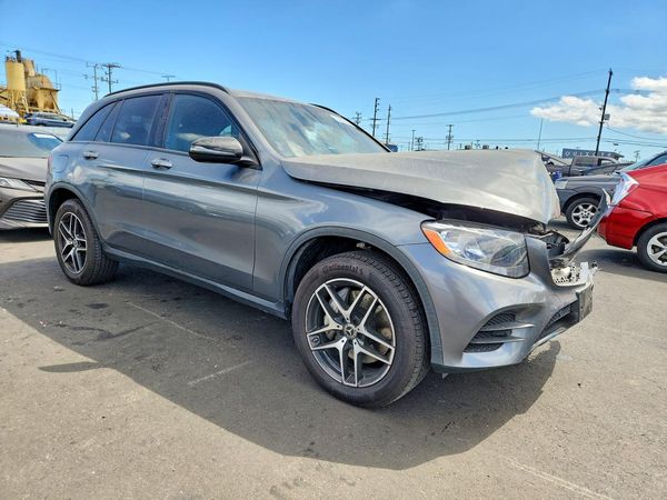 2019 MERCEDES-BENZ GLC GLC300