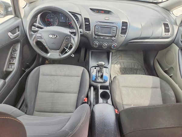 2017 KIA FORTE LX Popular, S