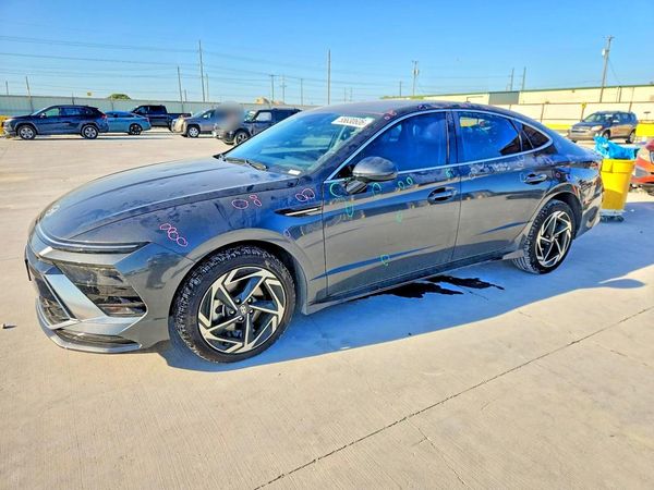 2026 HYUNDAI SONATA SEL Sport — Front 3/4