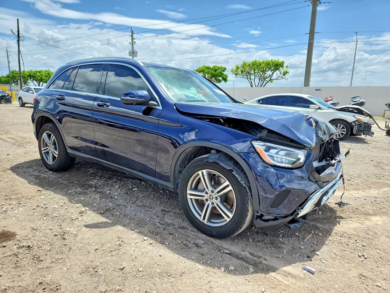 2021 MERCEDES-BENZ GLC GLC300