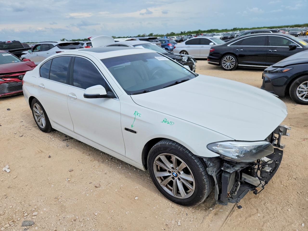 2015 BMW 528