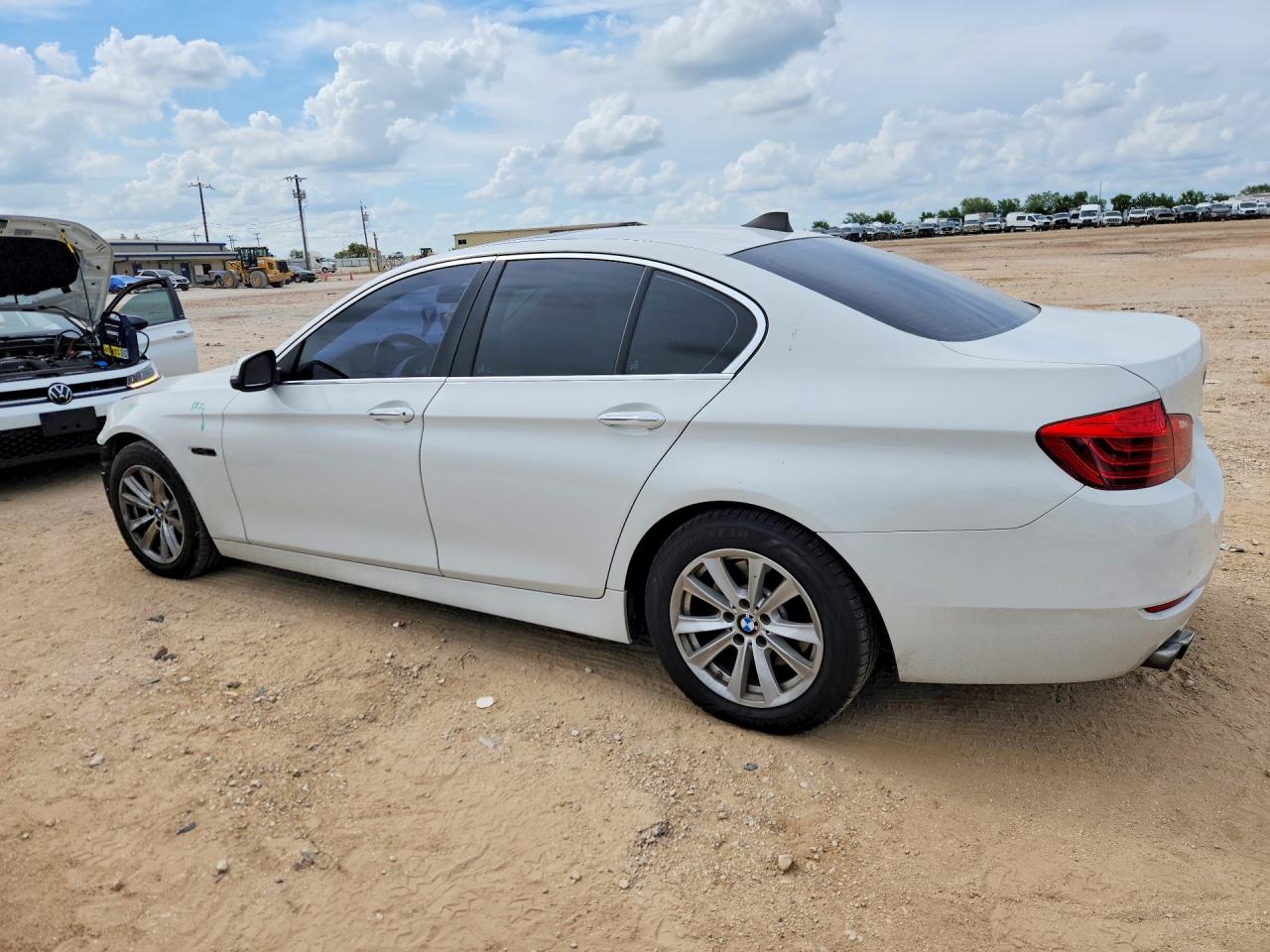 2015 BMW 528