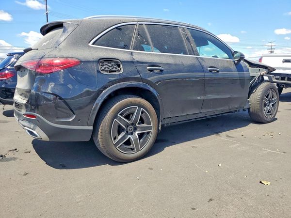 2024 MERCEDES-BENZ GLC GLC300
