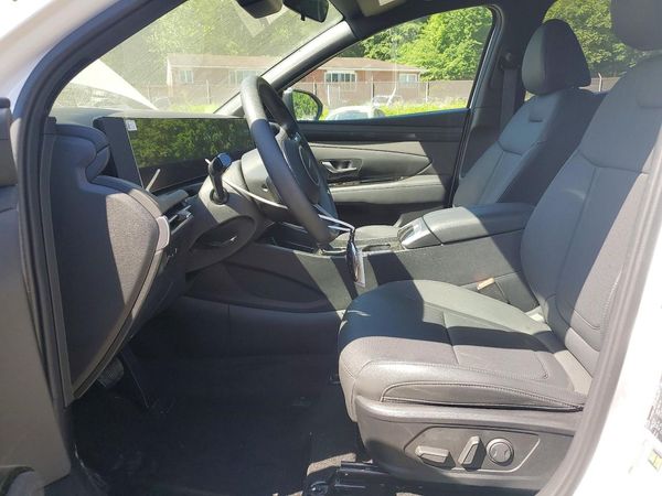 2025 HYUNDAI SANTA CRUZ SEL Activity