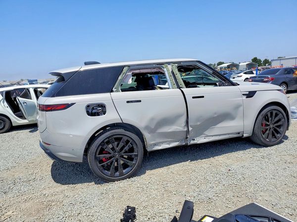 2025 LAND ROVER RANGE ROVER SPORT P530 Dynamic SE