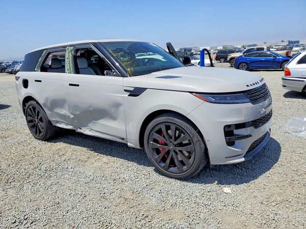 2025 LAND ROVER RANGE ROVER SPORT P530 Dynamic SE