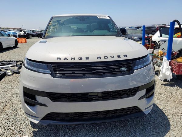 2025 LAND ROVER RANGE ROVER SPORT P530 Dynamic SE