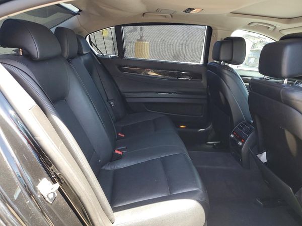2013 BMW 740