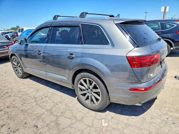 2017 AUDI Q7 quattro Premium Plus