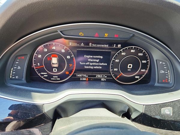 2017 AUDI Q7 quattro Premium Plus