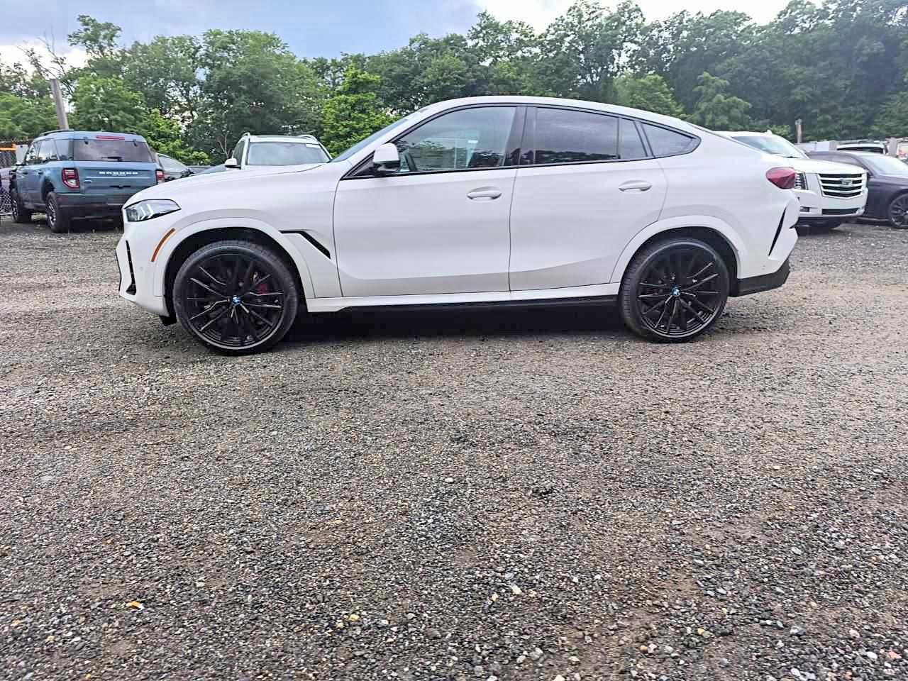 2027 BMW X6 xDrive40i
