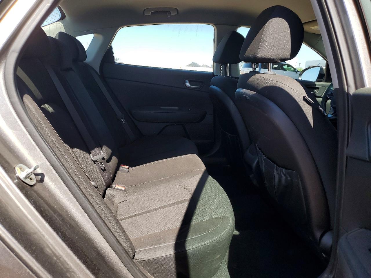 2016 KIA OPTIMA GL