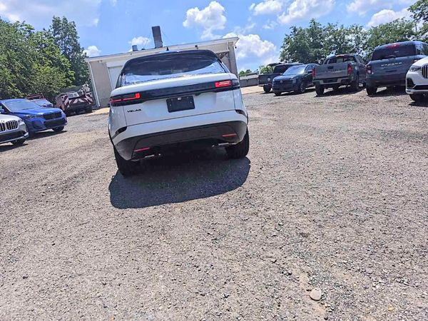2026 LAND ROVER RANGE ROVER VELAR P250 Dynamic SE