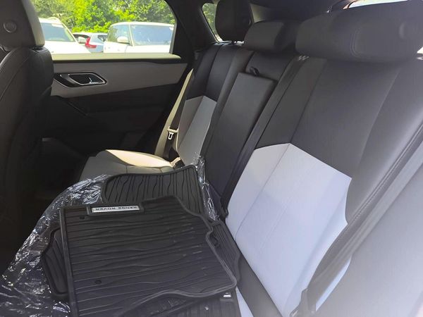 2026 LAND ROVER RANGE ROVER VELAR P250 Dynamic SE